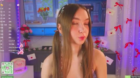 Holly Molly Im Polly online show from 03-28-26, 08:19