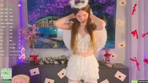 Holly Molly Im Polly online show from 04-25-26, 08:06