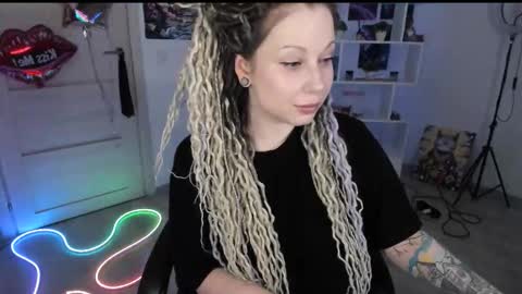 Snapshot of annanebula chatting on 03-12-26, 03:40 Anna online show from 03-12-26, 03:40