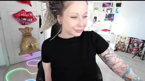 Anna online show from 05-09-26, 04:01
