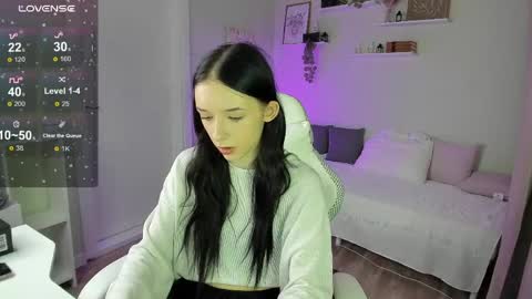 Snapshot of annaoddy chatting on 04-13-26, 08:09 Anna online show from 04-13-26, 08:09