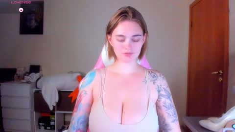 AnnaRoading online show from 10-06-25, 09:56