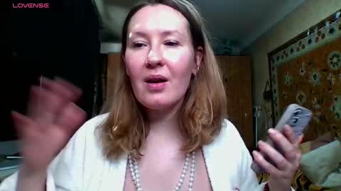 AnnaXLovers online show from 02-13-25, 12:00