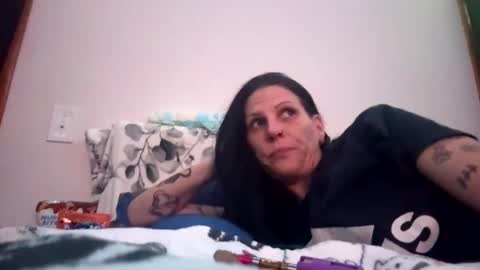 anne online show from 10-11-25, 01:16