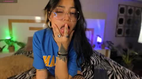 anne_cherrydh online show from 09-23-25, 02:03