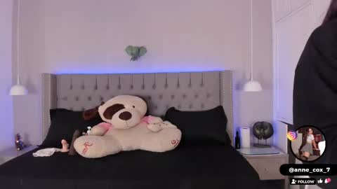 Snapshot of anne_cox_ chatting on 09-18-25, 11:34 annex online show from 09-18-25, 11:34