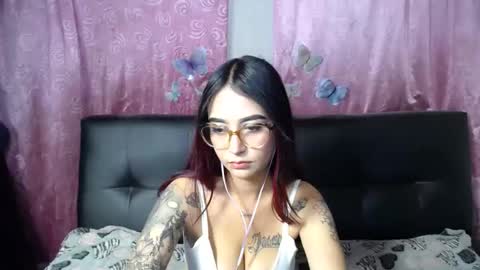 Anne online show from 09-26-25, 03:43