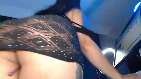 Anne  online show from 09-10-25, 05:57