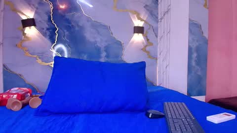 anne  online show from 10-23-25, 07:23