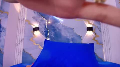 anne  online show from 10-27-25, 07:29