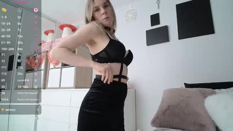 Anne Willow online show from 03-24-26, 03:00