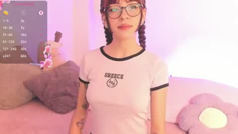Snapshot of annedark chatting on 06-12-26, 11:14 Anne online show from 06-12-26, 11:14