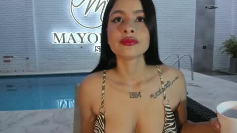 Snapshot of annedixie chatting on 10-22-25, 10:31 Anne online show from 10-22-25, 10:31