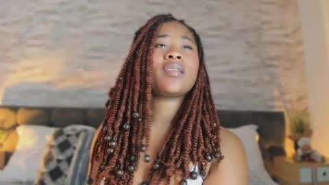 Snapshot of anneth__m chatting on 05-12-26, 07:33 Anneth online show from 05-12-26, 07:33