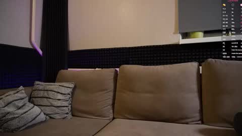 Anne online show from 02-06-26, 07:39