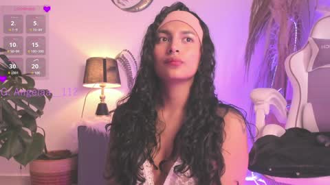 Snapshot of anngel_1 chatting on 01-27-25, 04:01 Angel online show from 01-27-25, 04:01