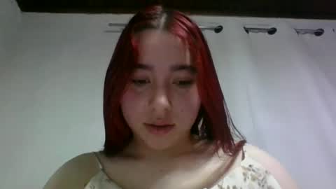 Snapshot of anni000__ chatting on 06-29-26, 10:15 anni000__ online show from 06-29-26, 10:15