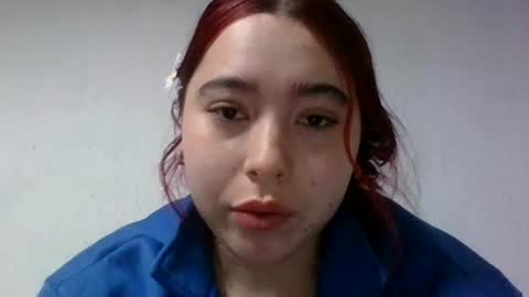 Snapshot of anni000__ chatting on 07-02-26, 09:04 anni000__ online show from 07-02-26, 09:04