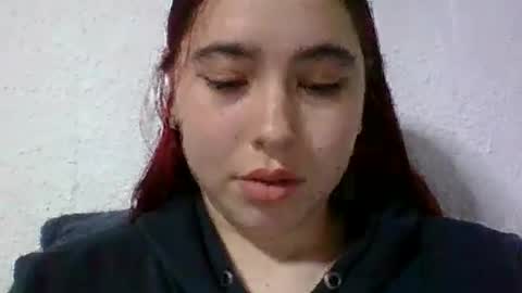 Snapshot of anni000__ chatting on 07-06-26, 12:51 anni000__ online show from 07-06-26, 12:51