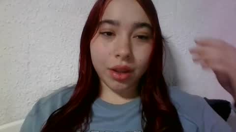 Snapshot of anni000__ chatting on 07-07-26, 11:47 anni000__ online show from 07-07-26, 11:47