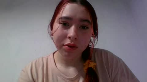 Snapshot of anni000__ chatting on 07-21-26, 10:17 anni000__ online show from 07-21-26, 10:17