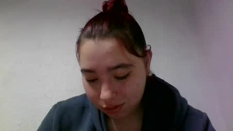 Snapshot of anni000__ chatting on 07-24-26, 10:13 anni000__ online show from 07-24-26, 10:13