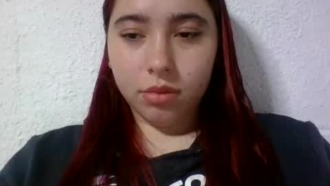 Snapshot of anni000__ chatting on 07-27-26, 11:23 anni000__ online show from 07-27-26, 11:23