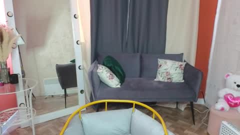 Anni online show from 02-09-26, 09:13