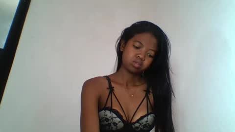 Snapshot of annica86 chatting on 05-28-26, 05:49 annica86 online show from 05-28-26, 05:49