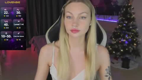 Annie online show from 02-11-25, 12:17