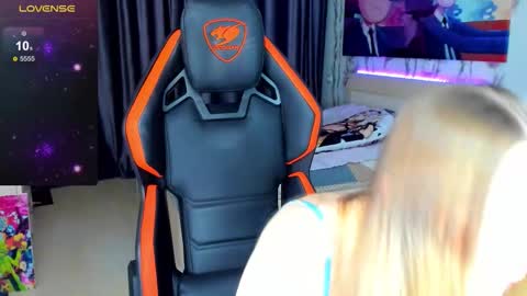 Annie online show from 02-24-26, 06:28