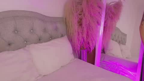 annie_20_ online show from 05-17-26, 11:50