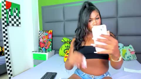 annie_dolce_ online show from 09-11-25, 04:18