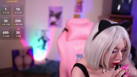 Snapshot of annie_may_may chatting on 01-31-25, 02:39 Annie May   online show from 01-31-25, 02:39