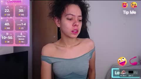 Snapshot of annie_rosse1017 chatting on 09-19-25, 09:54 annie_rosse1017 online show from 09-19-25, 09:54