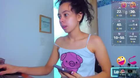 Snapshot of annie_rosse1017 chatting on 11-28-25, 01:41 annie_rosse1017 online show from 11-28-25, 01:41