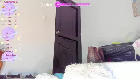 annie_santosx online show from 12-24-24, 05:34