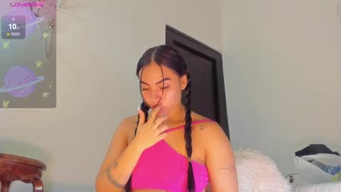 annie_santosx online show from 02-08-25, 05:39