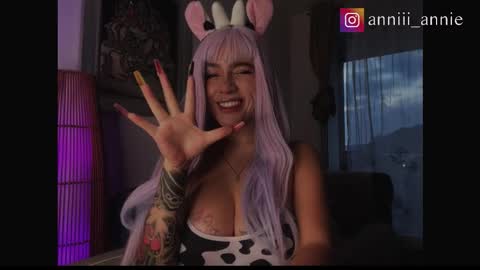 JEANNE no olvides seguirme dont forget follow me  uu online show from 11-06-25, 10:43