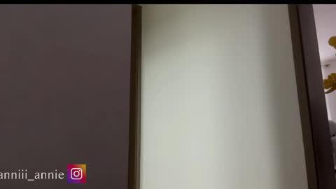 JEANNE no olvides seguirme dont forget follow me  uu online show from 04-21-26, 10:23