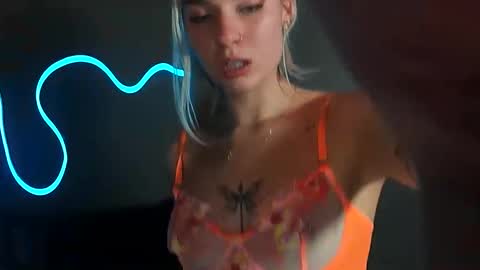 Snapshot of annieangel18 chatting on 01-03-25, 11:46  ONLY FANS   online show from 01-03-25, 11:46