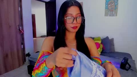 AnnieBlu3 online show from 02-23-25, 08:11