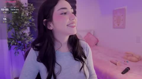 Snapshot of anniebrie chatting on 10-25-25, 05:59 Cassandra online show from 10-25-25, 05:59