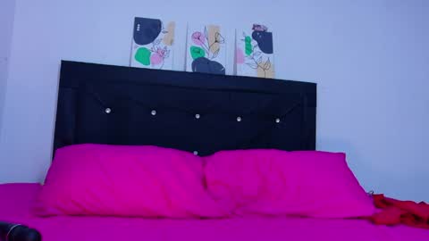 Snapshot of anniecollins6991 chatting on 03-11-26, 08:59 AnnieCollins69 online show from 03-11-26, 08:59