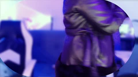 Snapshot of anniedkitty chatting on 12-31-24, 11:17 Annie Katzura new acount online show from 12-31-24, 11:17