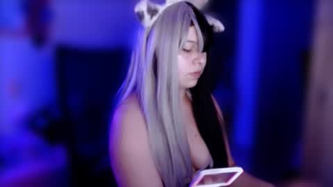 Snapshot of anniedkitty chatting on 10-25-25, 11:54 Annie Katzura new acount online show from 10-25-25, 11:54