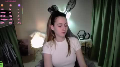 annieee_smith online show from 07-07-26, 07:23