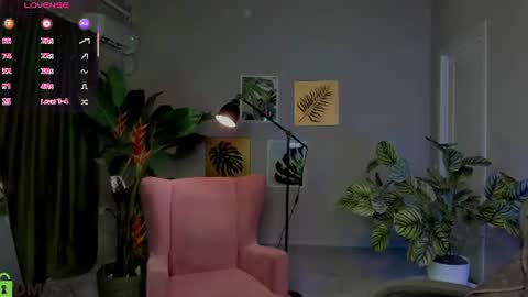 annieee_smith online show from 07-15-26, 05:34