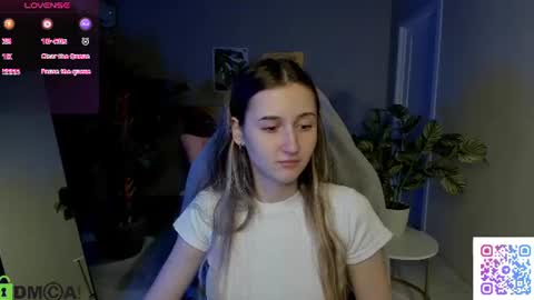 annieee_smith online show from 07-28-26, 05:25