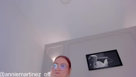 Snapshot of anniemartinezz chatting on 02-23-25, 11:44 Annie online show from 02-23-25, 11:44